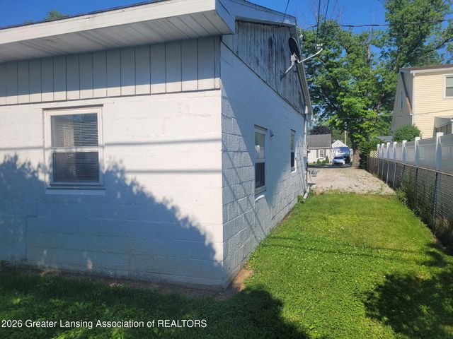 215 Winifred Avenue A & B, Lansing, MI 48917