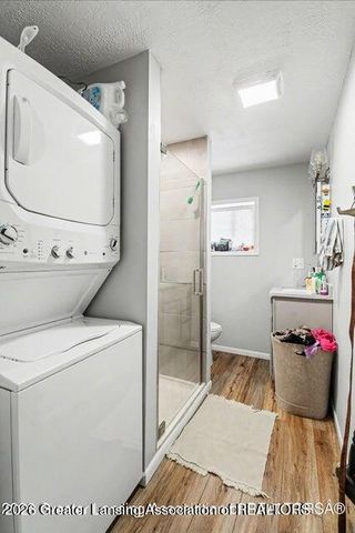 215 Winifred Avenue A & B, Lansing, MI 48917