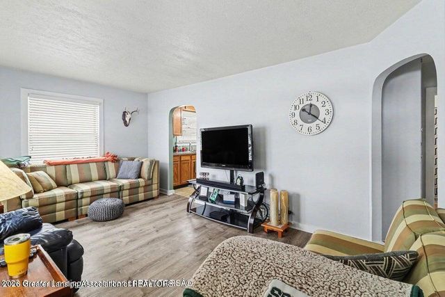 215 Winifred Avenue A & B, Lansing, MI 48917