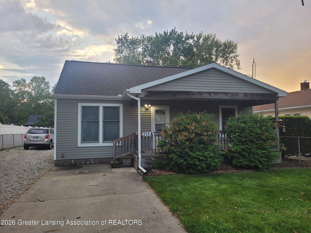 215 Winifred Avenue A & B, Lansing, MI 48917