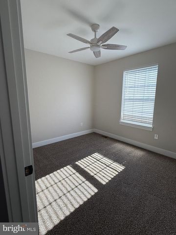 116 ISABELLA DR, Glassboro, NJ 08028