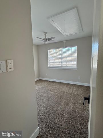 116 ISABELLA DR, Glassboro, NJ 08028