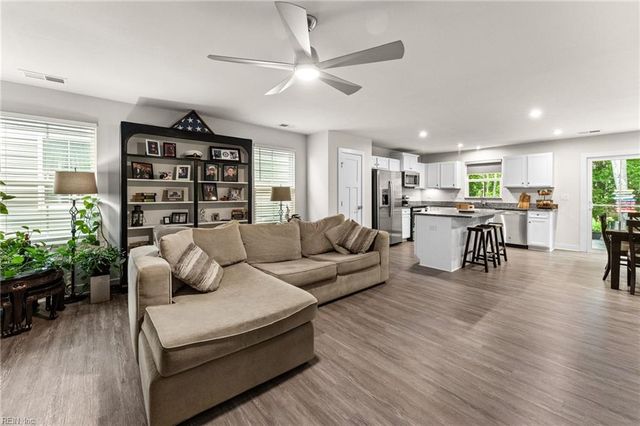 6888 Motley Landing DR, Gloucester, VA 23061