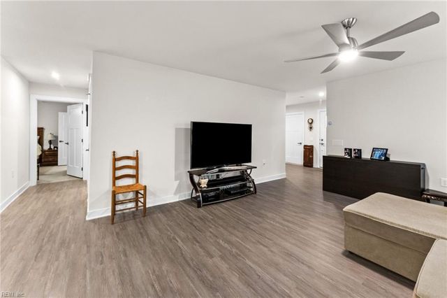 6888 Motley Landing DR, Gloucester, VA 23061