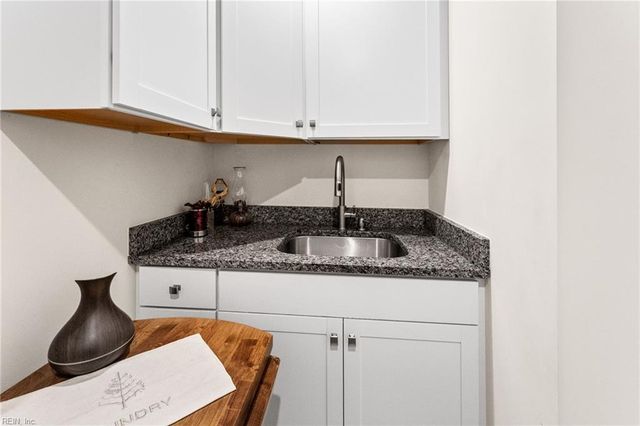 6888 Motley Landing DR, Gloucester, VA 23061