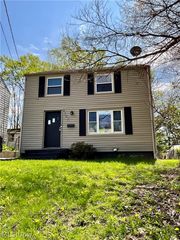 1102 Tonawanda Avenue, Akron, OH 44305