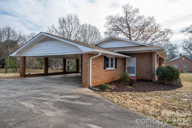 525 Julia Avenue, Belmont, NC 28012