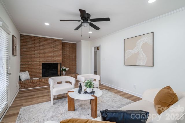 525 Julia Avenue, Belmont, NC 28012