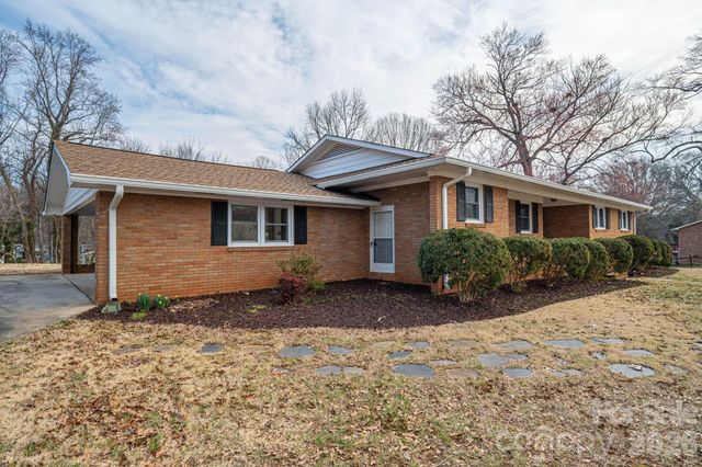 525 Julia Avenue, Belmont, NC 28012