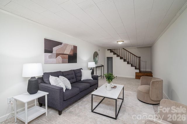 525 Julia Avenue, Belmont, NC 28012