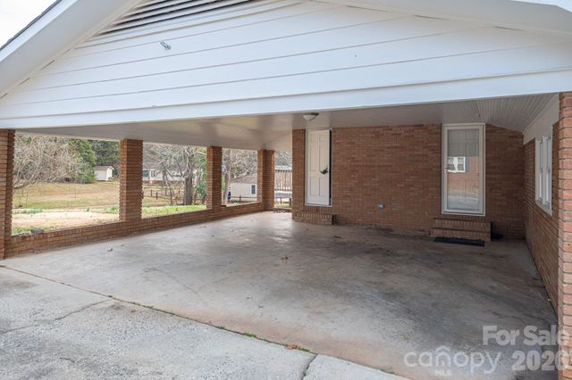 525 Julia Avenue, Belmont, NC 28012