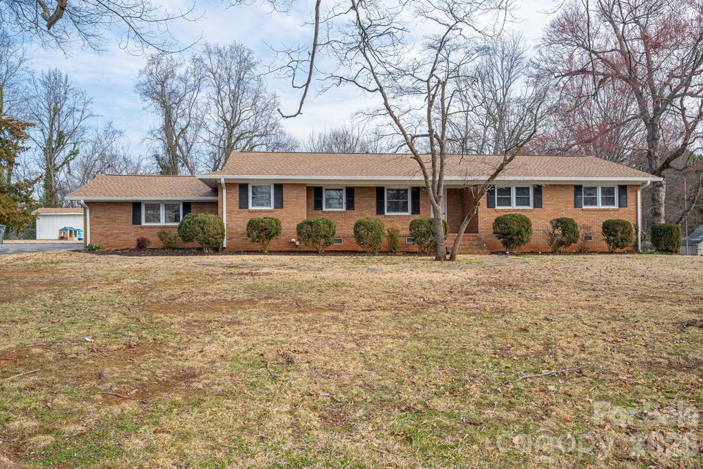525 Julia Avenue, Belmont, NC 28012