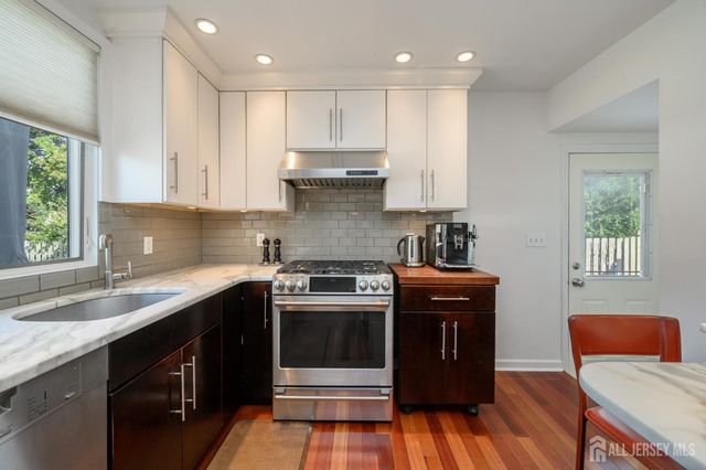128 Florence Place, South Plainfield, NJ 07080