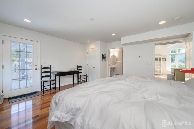 128 Florence Place, South Plainfield, NJ 07080