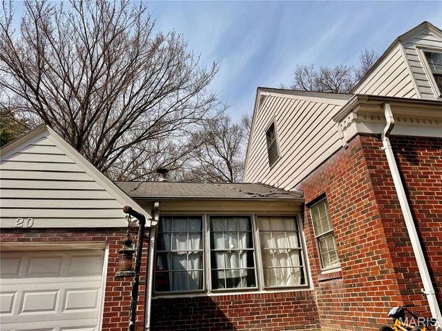 20 Green Acres Road, Bellefontaine Nghbrs, MO 63137