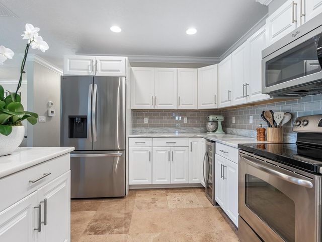 130 MIMOSA DRIVE, Sarasota, FL 34232