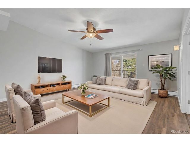 3082 S Wheeling Way 208-404, Aurora, CO 80014