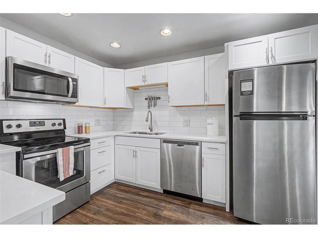 3082 S Wheeling Way 208-404, Aurora, CO 80014