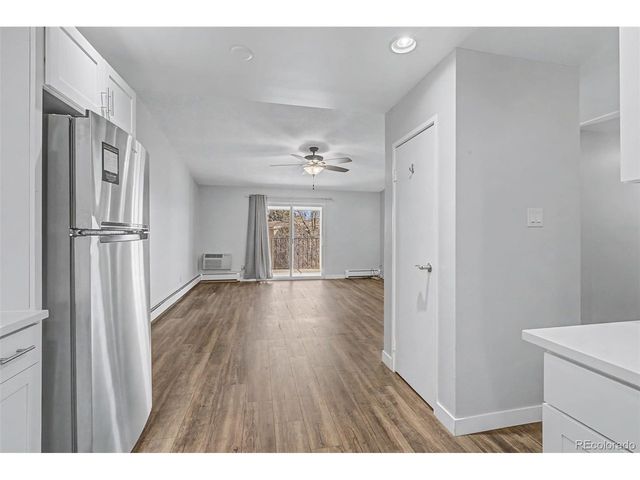 3082 S Wheeling Way 208-404, Aurora, CO 80014