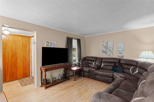 1507 Grant Street, N Braddock, PA 15104