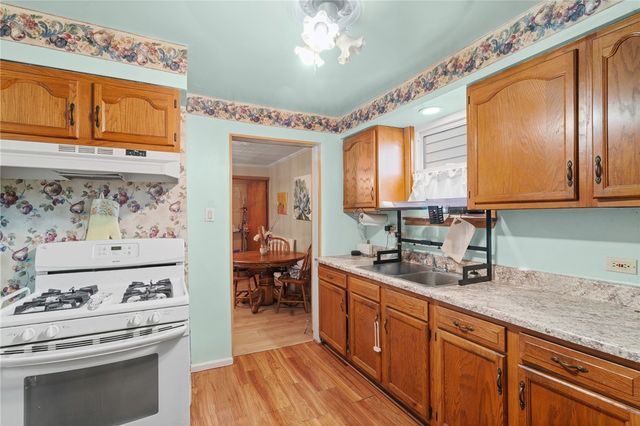 1507 Grant Street, N Braddock, PA 15104