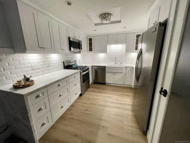 1411 1st Street, Coronado, CA 92118
