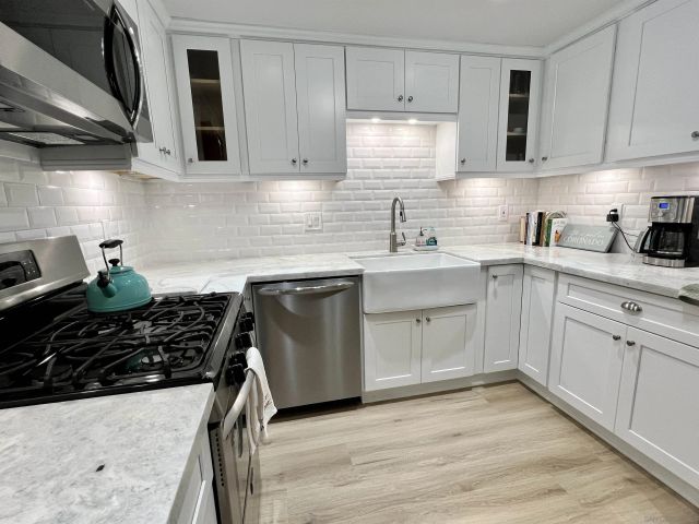 1411 1st Street, Coronado, CA 92118