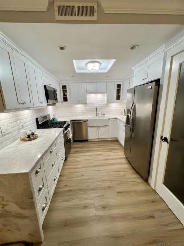 1411 1st Street, Coronado, CA 92118