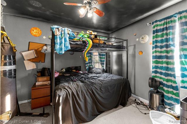 250 Chestnut Street, Wyandotte, MI 48192