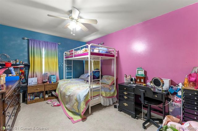 250 Chestnut Street, Wyandotte, MI 48192