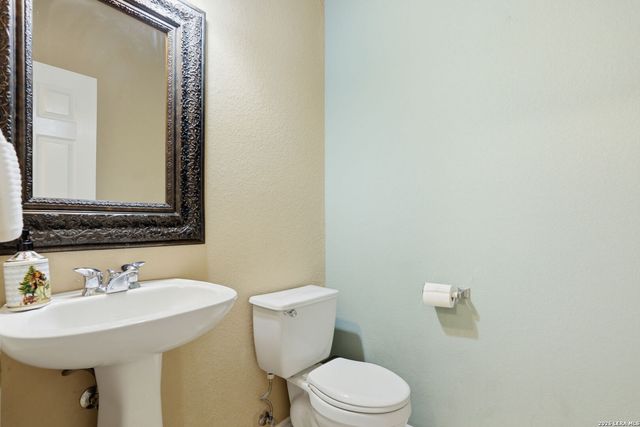 11610 BLUEBELLS RUN, San Antonio, TX 78245