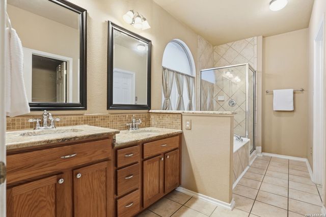 11610 BLUEBELLS RUN, San Antonio, TX 78245