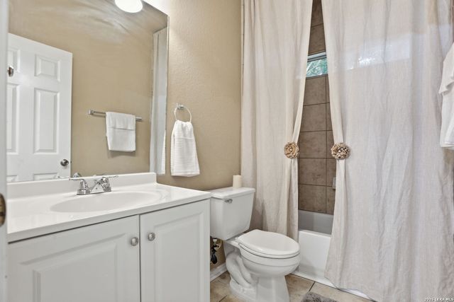 11610 BLUEBELLS RUN, San Antonio, TX 78245