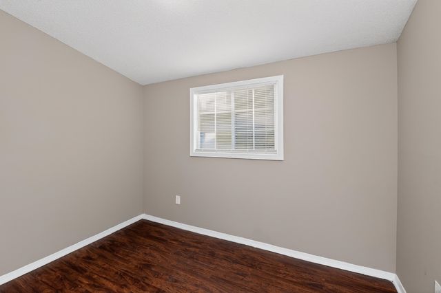 564 HEMSLEY AVE, Memphis, TN 38109
