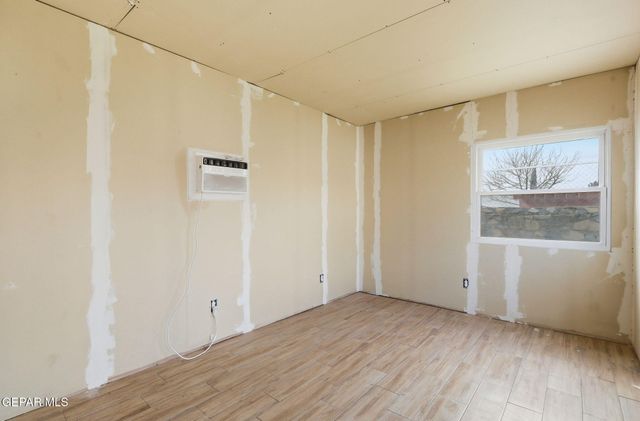 12050 PAUL KLEE Drive, El Paso, TX 79936