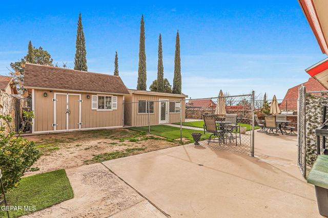 12050 PAUL KLEE Drive, El Paso, TX 79936