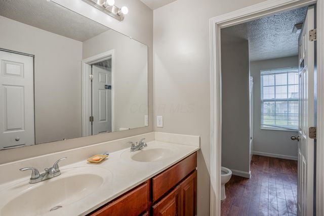 1461 Hoovler Way, Pataskala, OH 43062