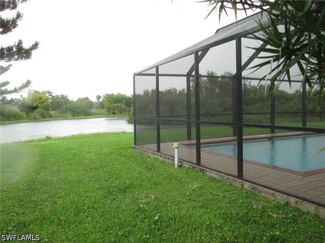841 SE 41st ST, Cape Coral, FL 33904