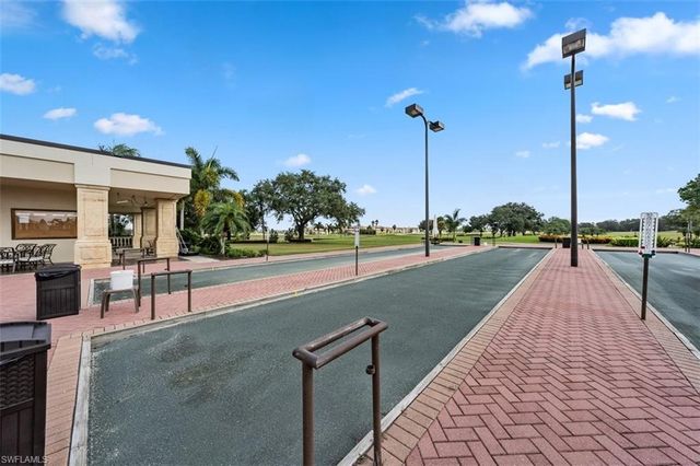 604 El Camino Real 9-101, Naples, FL 34119