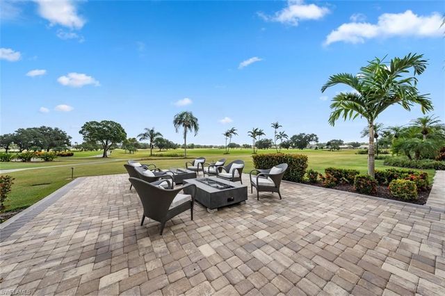 604 El Camino Real 9-101, Naples, FL 34119