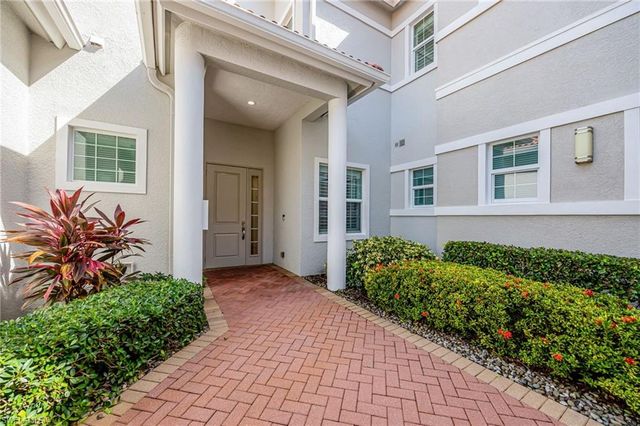 604 El Camino Real 9-101, Naples, FL 34119