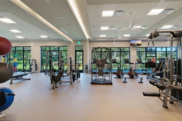 604 El Camino Real 9-101, Naples, FL 34119