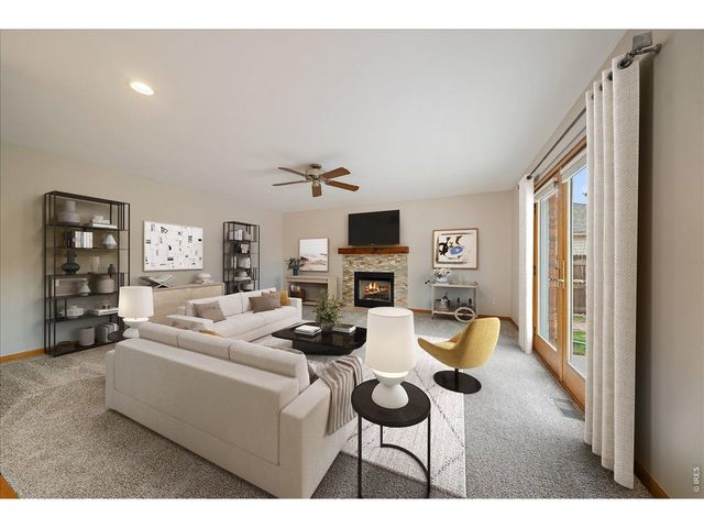 2428 Maplewood Cir W, Longmont, CO 80503
