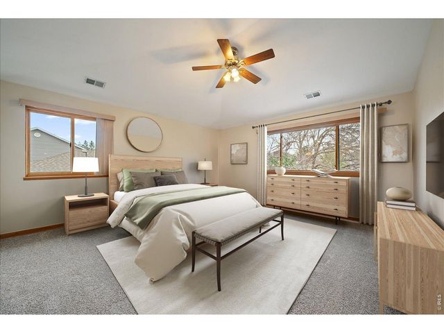 2428 Maplewood Cir W, Longmont, CO 80503