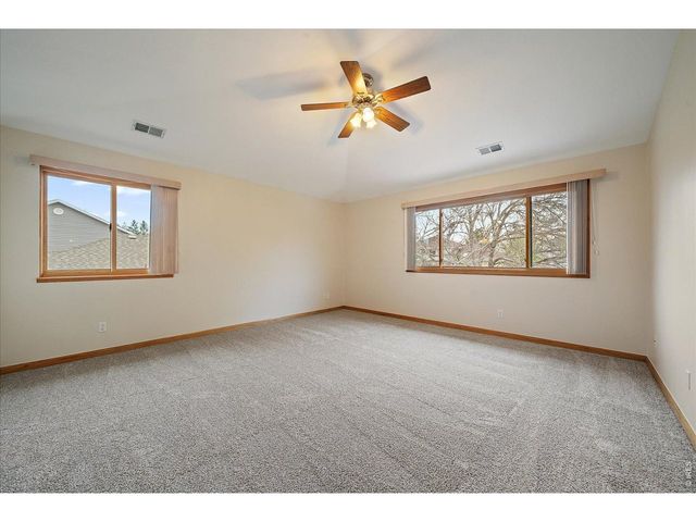 2428 Maplewood Cir W, Longmont, CO 80503
