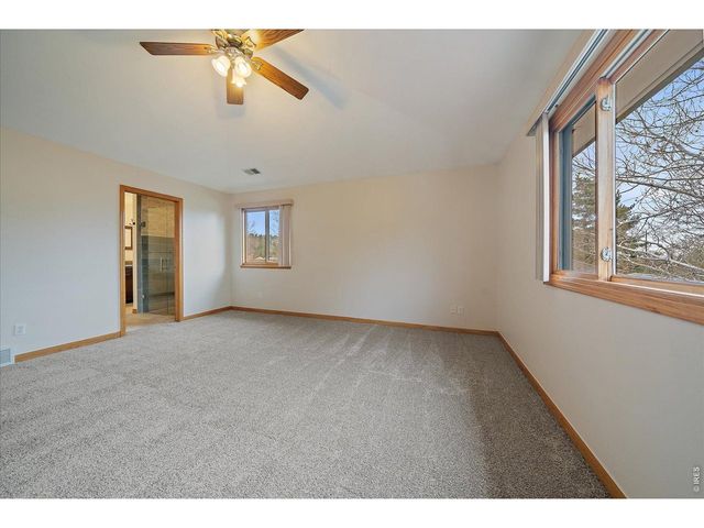 2428 Maplewood Cir W, Longmont, CO 80503