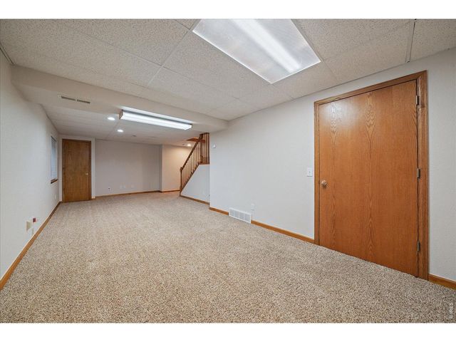 2428 Maplewood Cir W, Longmont, CO 80503