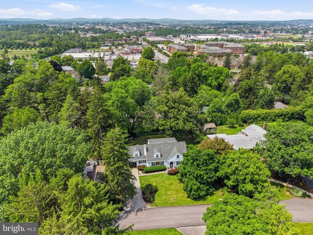 983 BROCKIE LN, York, PA 17403