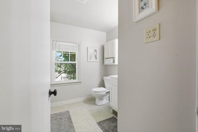 983 BROCKIE LN, York, PA 17403