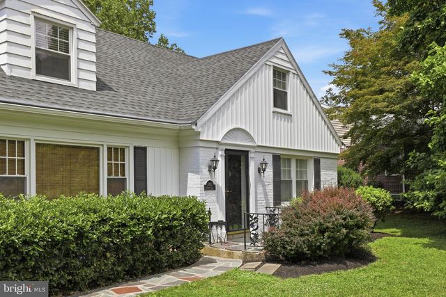 983 BROCKIE LN, York, PA 17403